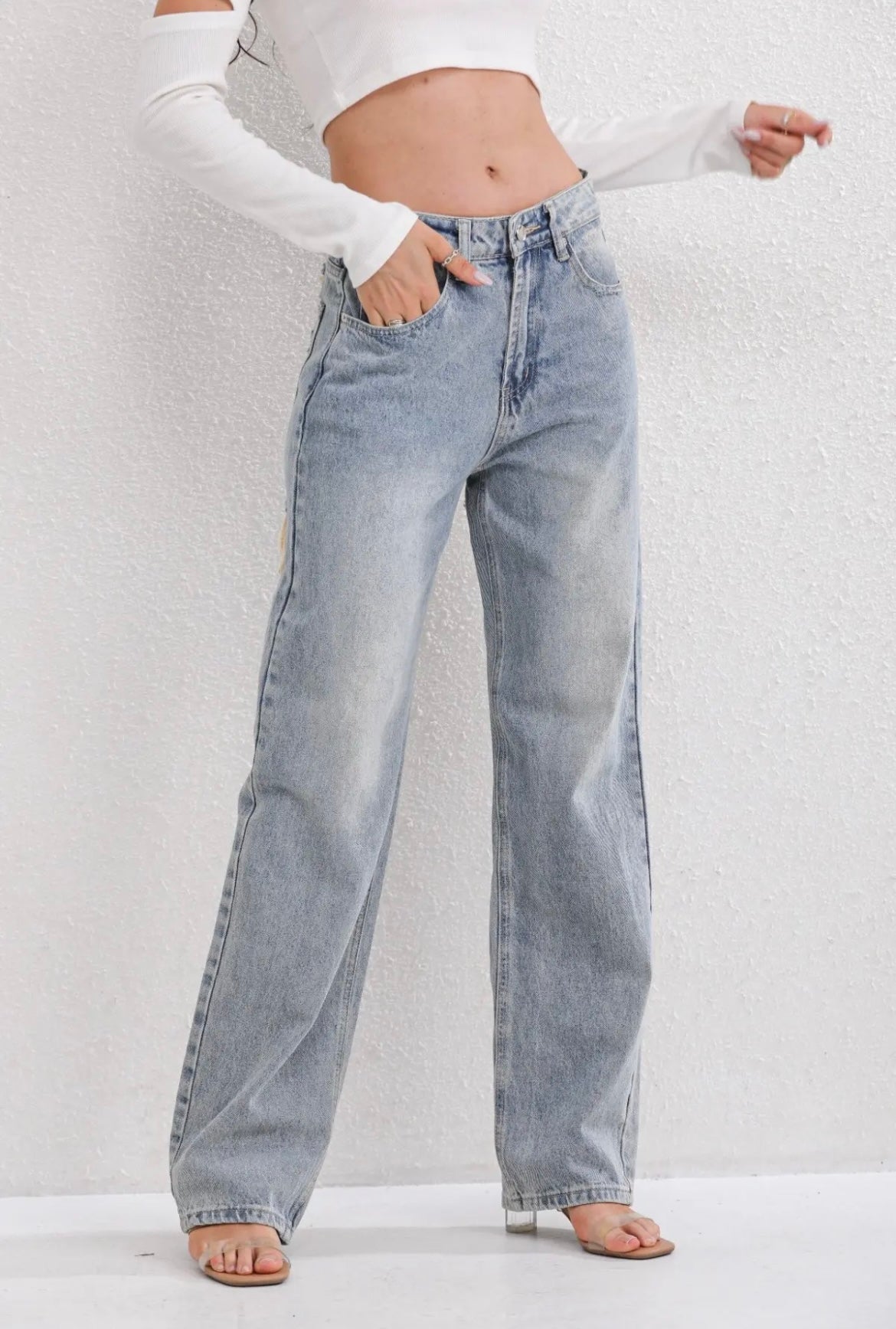 Olivia | Women’s Vintage Ripped Jeans